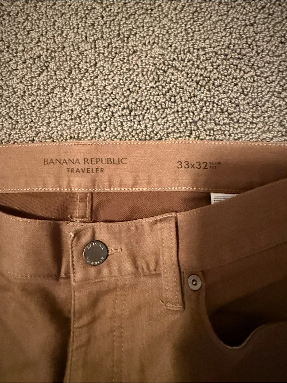 Banana Republic Traveler Men's Chinos in Camel Tan 33x32 Slim Fit